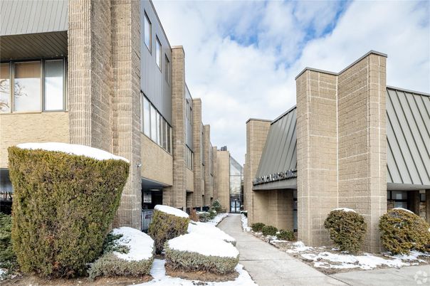 Exterior, Facade, Highrise