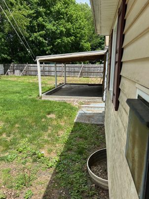 Backyard, Exterior