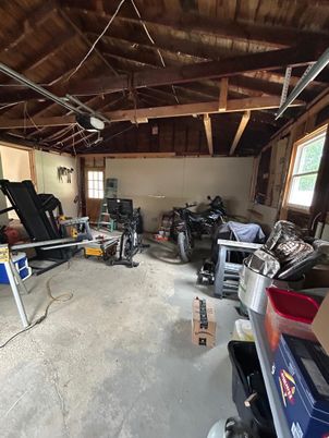 Fitness Equipment, Interior, Wooden Beams