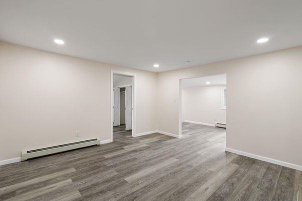 Empty room, Interior, Recessed Lighting, Wood Texture Flooring