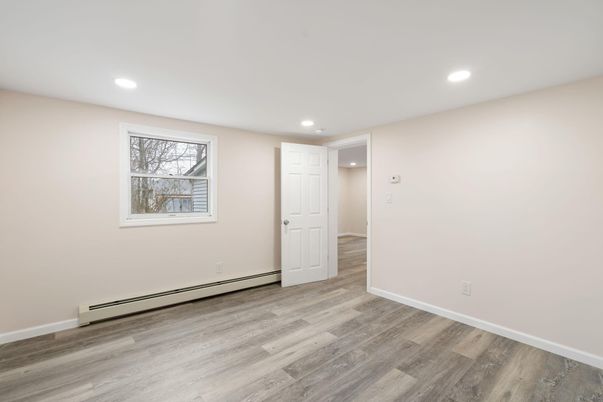 Empty room, Interior, Recessed Lighting, Wood Texture Flooring