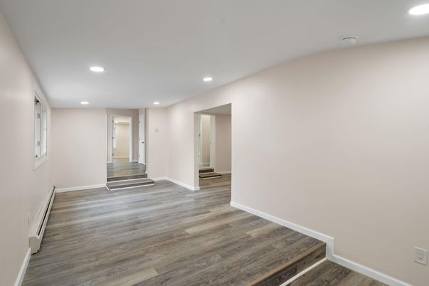 Interior, Recessed Lighting, Wood Texture Flooring