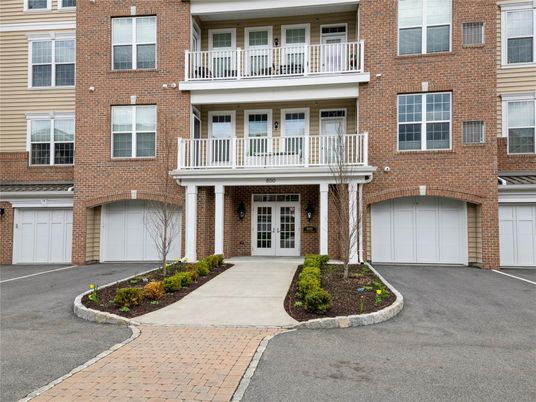 Attached, Exterior, Facade, Brick Facade, Rowhouse