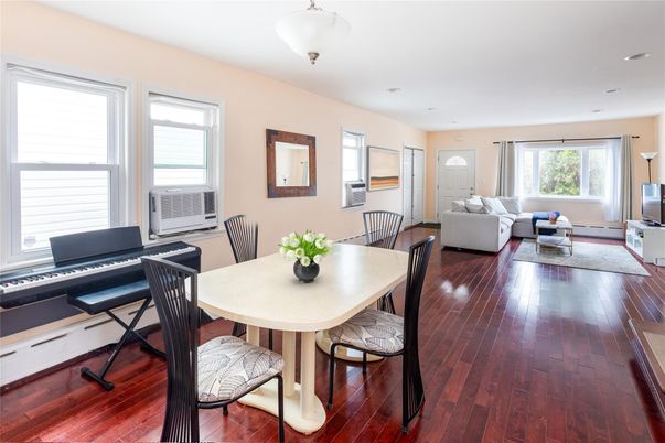 Dining room, Interior, Living room, Recessed Lighting, Wood Texture Flooring
