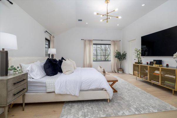 Bedroom, Interior, Pendant Lights, Recessed Lighting, Wood Texture Flooring