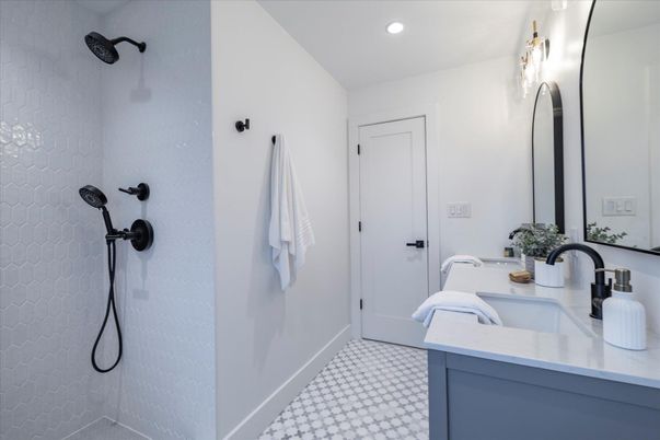 Bathroom, Interior, Recessed Lighting