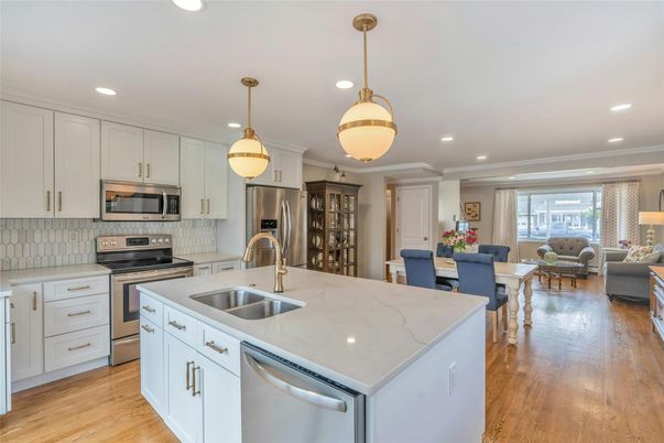 Dining room, Interior, Kitchen, Living room, Pendant Lights, Recessed Lighting, Stainless Steel Appliances, Wood Texture Flooring