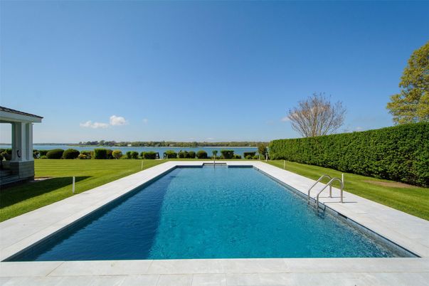 Exterior, Pool, Water