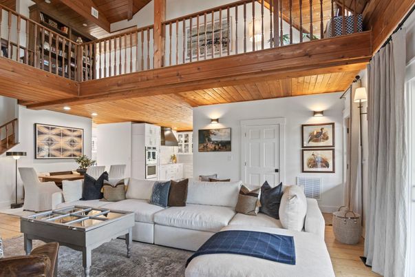 Dining room, Interior, Living room, Wooden Beams, Wooden Ceilings, Wood Texture Flooring