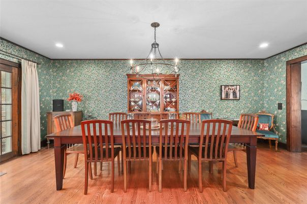 Dining room, Interior, Recessed Lighting, Wood Texture Flooring