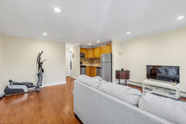Interior, Kitchen, Living room, Recessed Lighting, Wood Texture Flooring