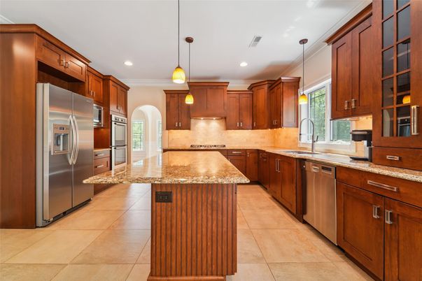 Interior, Kitchen, Pendant Lights, Recessed Lighting, Stainless Steel Appliances