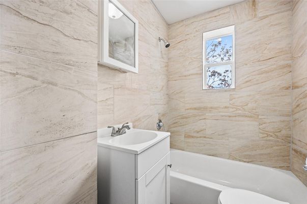 Bathroom, Interior, Marble Walls