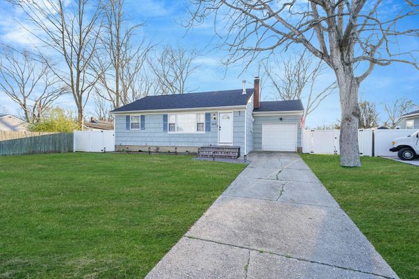Attached, Backyard, Exterior, Facade, Cape Cod