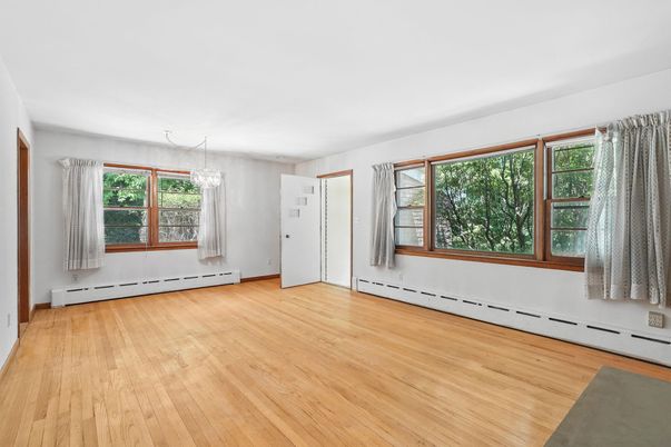 Chandelier, Empty room, Interior, Wood Texture Flooring