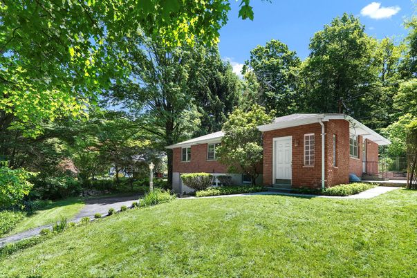 Exterior, Facade, Brick Facade, Raised Ranch