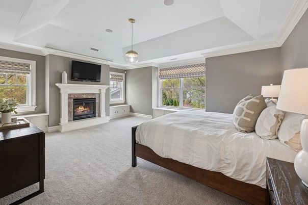 Bedroom, Fireplace, Interior, Pendant Lights