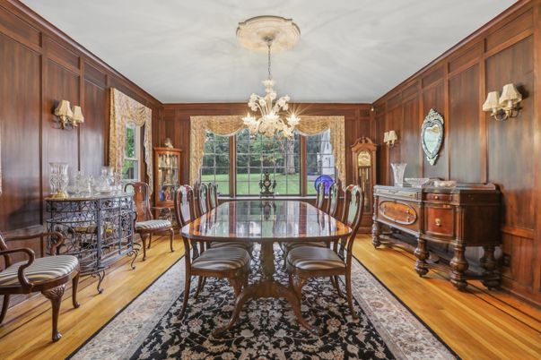 Chandelier, Dining room, Interior, Wood Texture Flooring, Wooden Walls