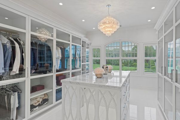 Chandelier, Interior, Recessed Lighting, Walk-in Closets