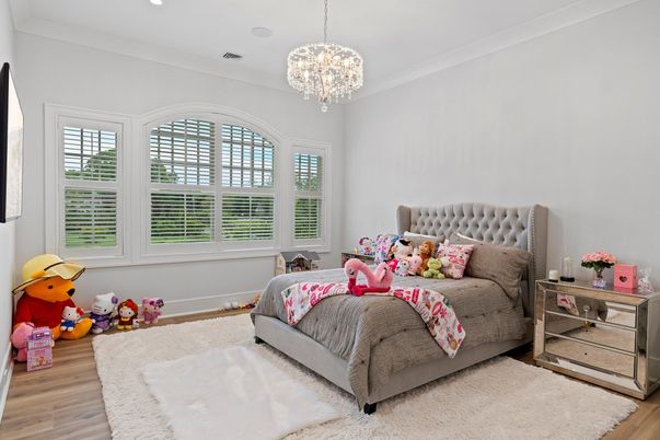 Bedroom, Chandelier, Interior, Recessed Lighting, Wood Texture Flooring