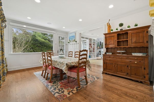 Dining room, Interior, Recessed Lighting, Wood Texture Flooring