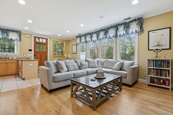 Interior, Kitchen, Living room, Recessed Lighting, Wood Texture Flooring
