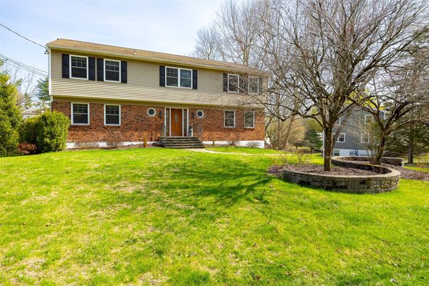Exterior, Facade, Brick Facade, Raised Ranch