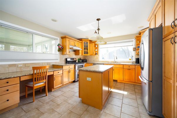 Interior, Kitchen, Pendant Lights, Stainless Steel Appliances