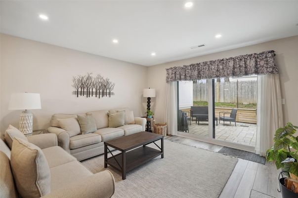 Interior, Living room, Recessed Lighting, Wood Texture Flooring