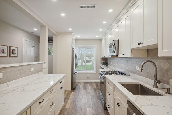 Interior, Kitchen, Recessed Lighting, Wood Texture Flooring