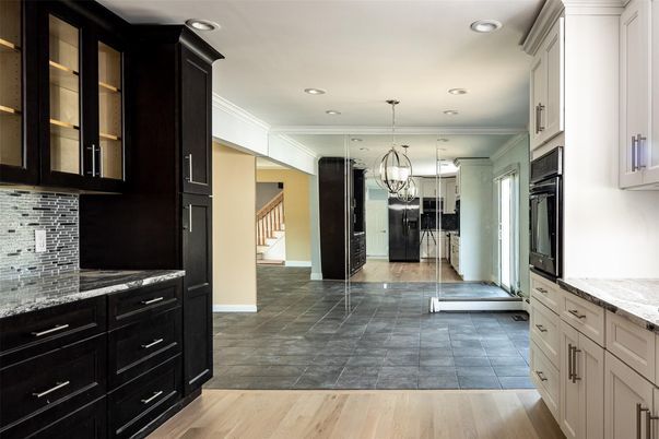 Chandelier, Interior, Kitchen, Recessed Lighting, Wood Texture Flooring