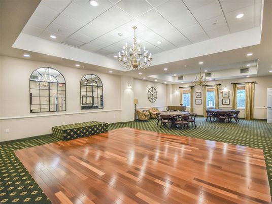 Chandelier, Dining room, Interior, Recessed Lighting, Wood Texture Flooring