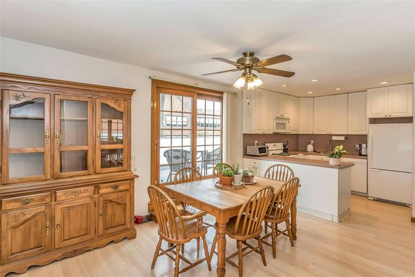 Dining room, Interior, Kitchen, Recessed Lighting, Wood Texture Flooring