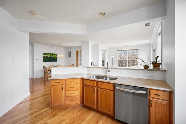 Dining room, Interior, Kitchen, Pendant Lights, Recessed Lighting, Wood Texture Flooring