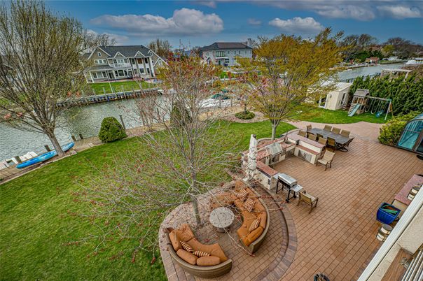 Backyard, Exterior, Water