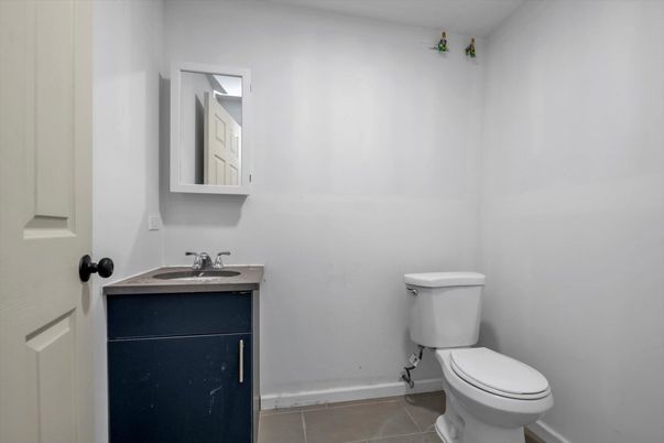 Bathroom, Interior