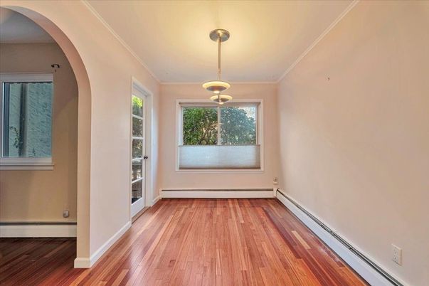 Empty room, Interior, Pendant Lights, Wood Texture Flooring