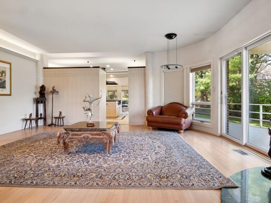 Interior, Pendant Lights, Recessed Lighting, Wood Texture Flooring