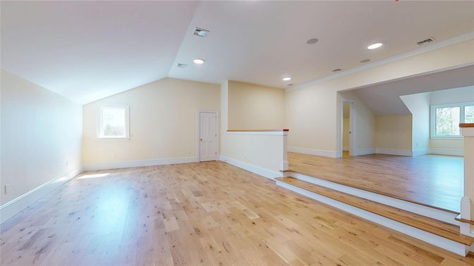 Empty room, Interior, Recessed Lighting, Wood Texture Flooring