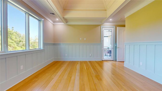Empty room, Interior, Recessed Lighting, Wood Texture Flooring