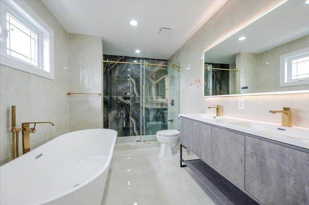 Bathroom, Dual Sink Vanities, Free Standing Baths, Glass Shower, Interior, Recessed Lighting