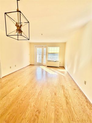 Empty room, Interior, Pendant Lights, Wood Texture Flooring