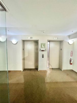 Elevator, Interior