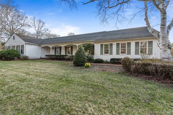 Backyard, Exterior, Facade, Ranch