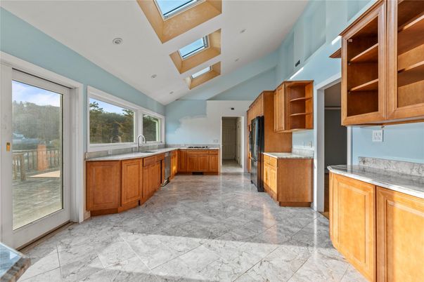 Interior, Kitchen, Marble, Recessed Lighting