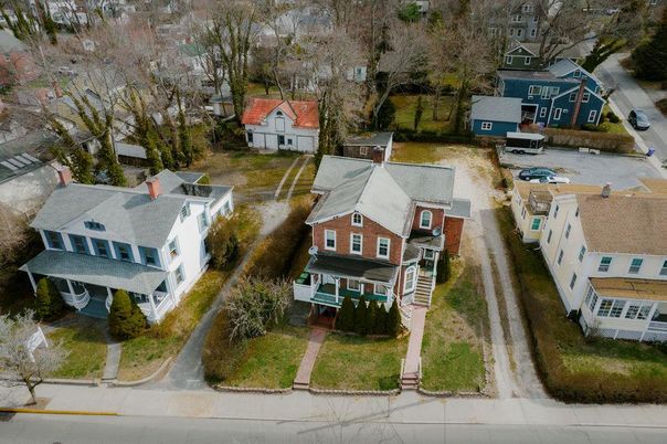 Exterior, Drone