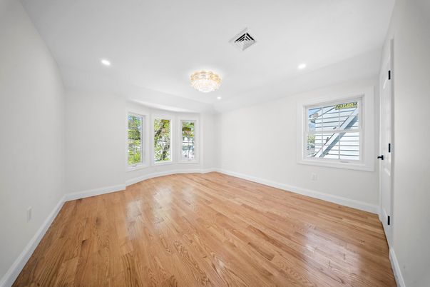 Chandelier, Empty room, Interior, Recessed Lighting, Wood Texture Flooring