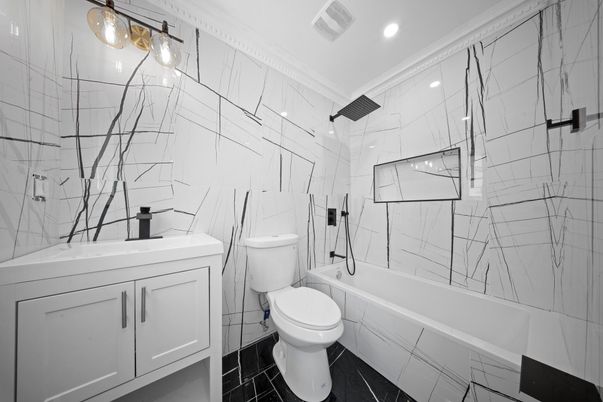 Bathroom, Interior, Marble, Marble Walls, Recessed Lighting