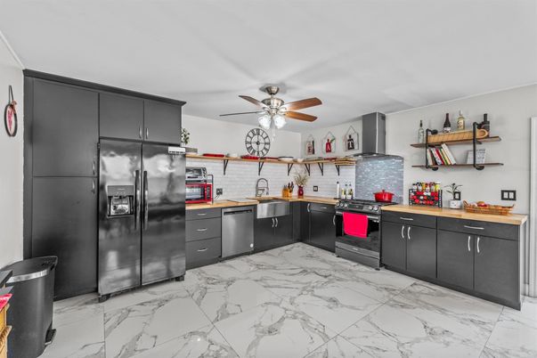 Interior, Kitchen, Marble, Stainless Steel Appliances