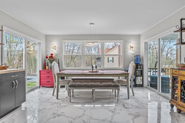 Dining room, Interior, Marble, Pendant Lights